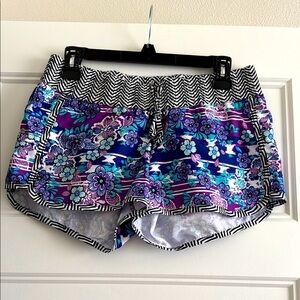 NWOT Athleta Poseidon Blue Lanai Shorts